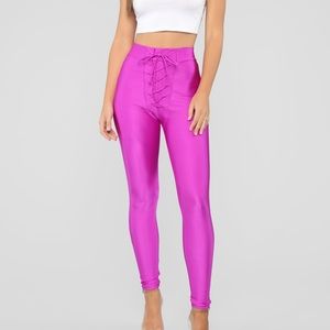 NWT Fashion Nova Tying Up Loose Ends Leggings Sz L